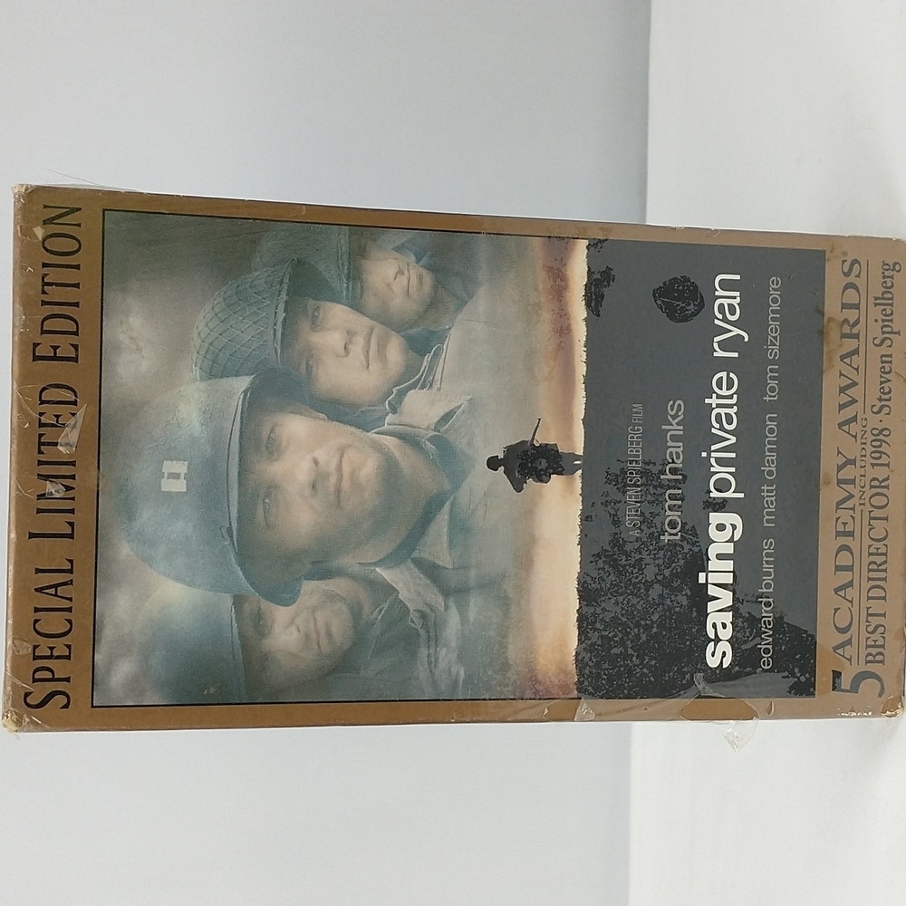 Saving Private Ryan Special Limited Edition VHS Box Set 2 tapes